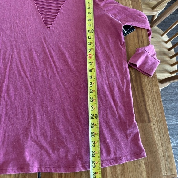 TORRID Classic Fit Cotton Crew Neck Slasher Tee. Size 2X. 18-20. NWT - Picture 13 of 14